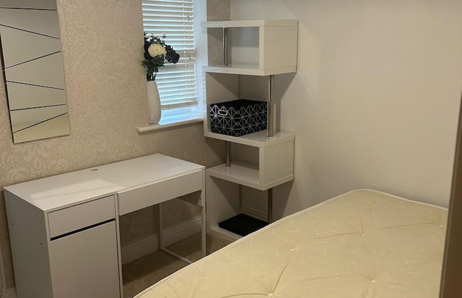 Inviting 2-bed Apartment in Bushey - Foto 6