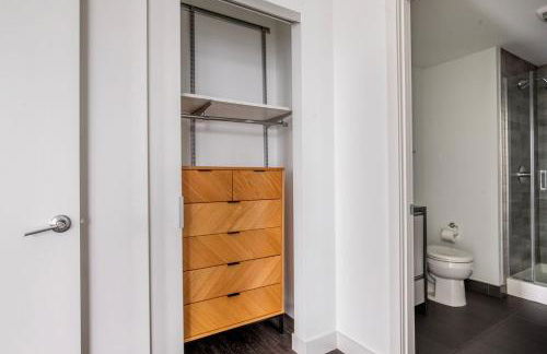 Blueground Central-Maverick Square pool nr Boston Harbor BOS-1060 - Foto 11