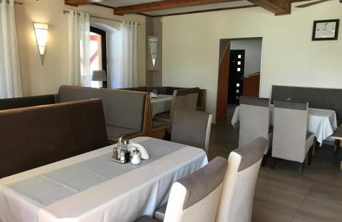 Restauracja IBIZA - Foto 16