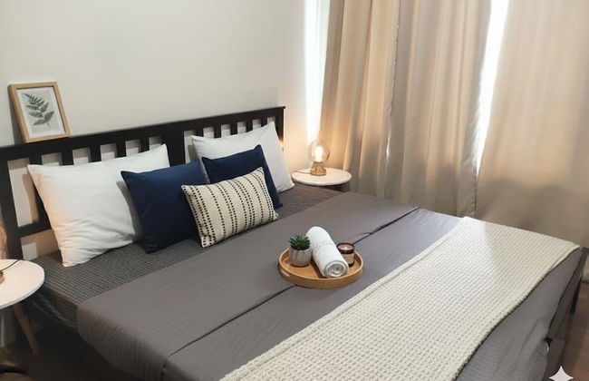 Makati Center Prime Accommodations - Photo 1