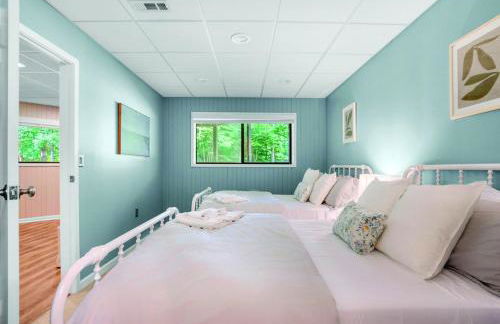 7 Bdrm, Pickleball, Bball, HotTub, FirePit, Golf! - Foto 63