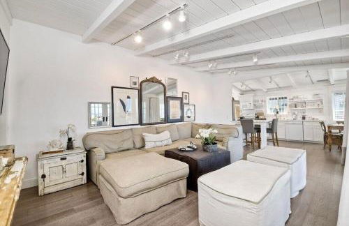 Ocean Views, Across The Street From Beach, Private Patio - Photo 6