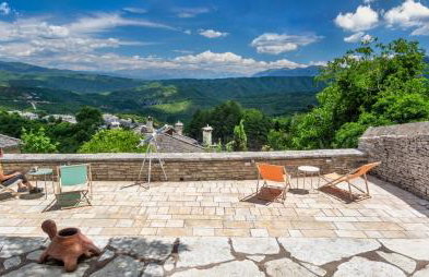 The Land Beyond - Foto 2