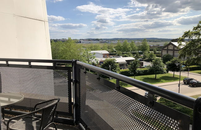 Blue sky at Wallis square - Foto 33