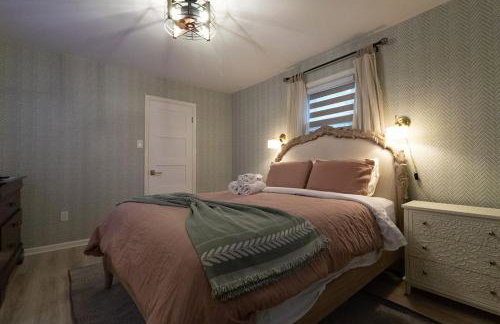 Quiet Cottage In The Woods, with Hot Tub! - Foto 2