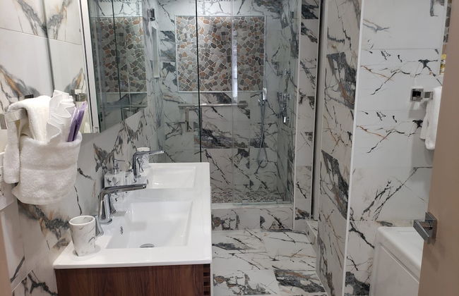 Alexander 807 5 Bedroom Apts by RedAwning - Foto 28