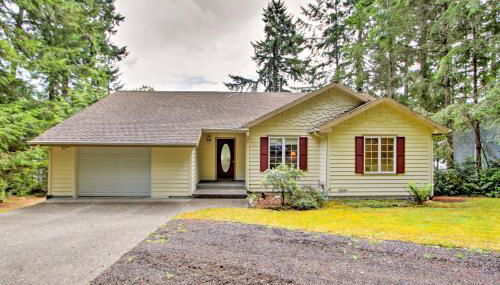 Anderson Island Retreat with Lakefront Deck and Canoe! - Foto 2