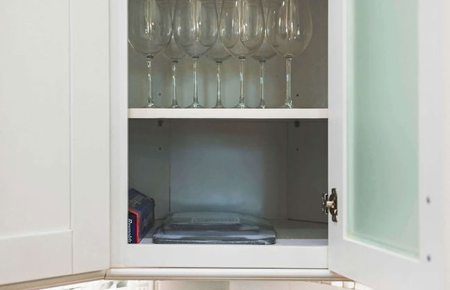 Spacious Retreat w Modern Decor and Private Yard - Photo 56