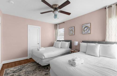 10 Mins to Legion Field Stadium- Blushing Bungalow - Foto 28