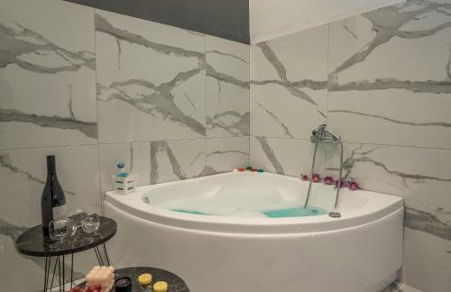 Villa Aktis with Freshwater Pool and Sea View - Photo 11