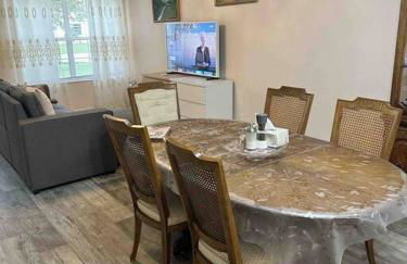 Tranquility Home near Beaches - Foto 16