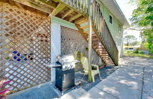 Coastal Oasis with Shared Pool, 2 Mi to Beach! - Foto 21