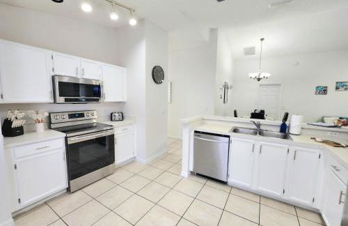 Home Close to Disney Parks/Amazing Private Pool - Photo 33