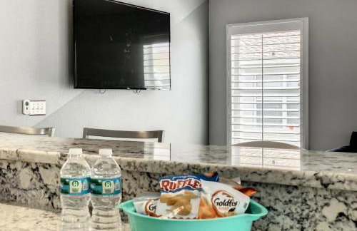 Pool home near Disney w themed rooms - Foto 31