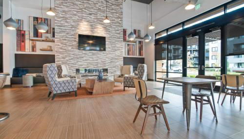 Churchill Living at Anton Menlo - Photo 3, Lobby or reception