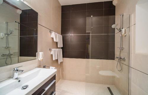 Celenga Apartments with free offsite parking - Foto 26