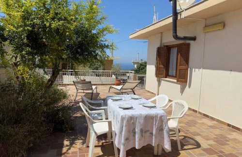 Maison authentique avec grande terrasse - Photo 5