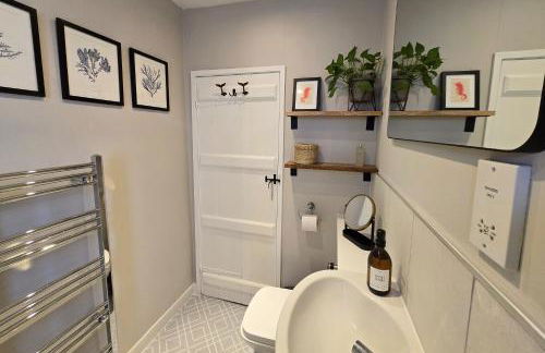 Charming 2 Bed Cottage - within city walls - free parking- garden - Foto 28