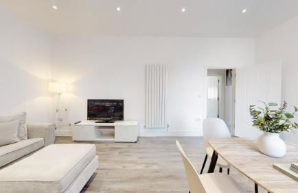 Spacious three bedroom apartment with Valley views - Foto 6