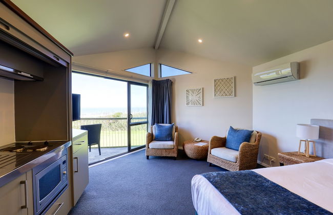 Castaways Resort - Photo 53