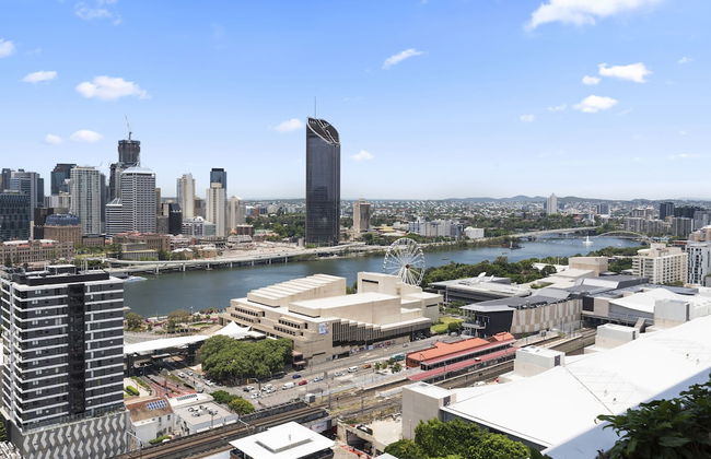 Ivy and Eve Apartments by CLLIX - Photo 36