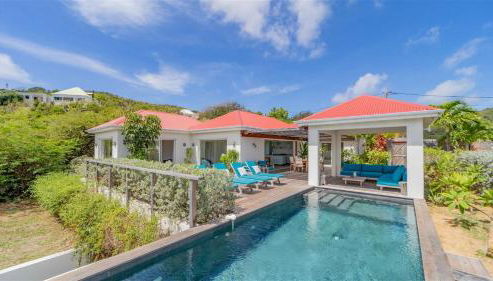 A Caribbean Gem With Stunning Hill and Ocean View - Foto 3