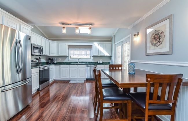 Pinners Compound- 4 BR hot tub fire pit - Foto 9