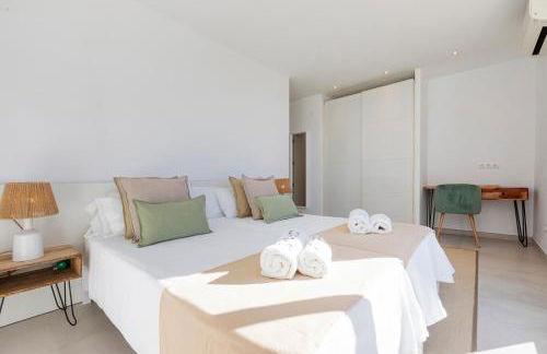 Villa Near Ibiza Town sleeps 10 - Foto 30