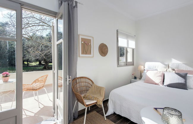 Verde Olive Three-Bedroom Holiday Home by Konnect - Foto 3