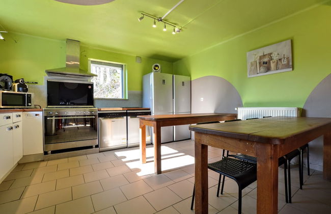 Modern Holiday Home with Hot Tub & Sauna in Ardennes - Foto 15