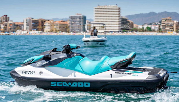 Vous piloterez des jet skis modernes