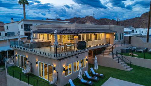 New Luxe Riverfront Home, Launch & Dock, Gamerooms - Foto 2