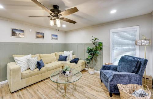 On-Site Creek and Spacious Yard Family Gem in Royal - Foto 6