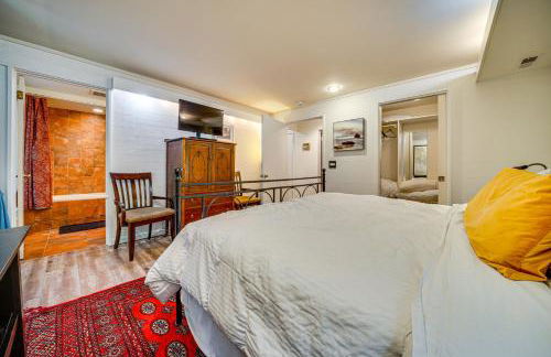 8 Mi to Dtwn Seattle Pet-Friendly Apt with Hot Tub - Foto 12