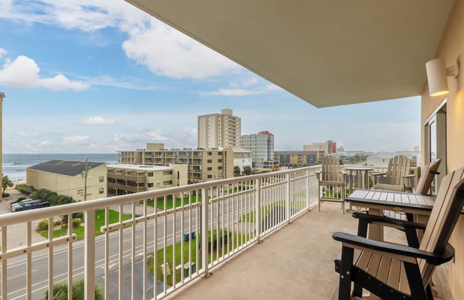 Crystal Tower Comfort Condos by Hosteeva - Foto 65