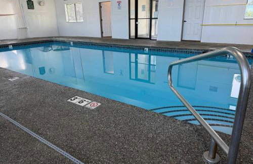 Peaceful Lakefront Beauty - Foto 20