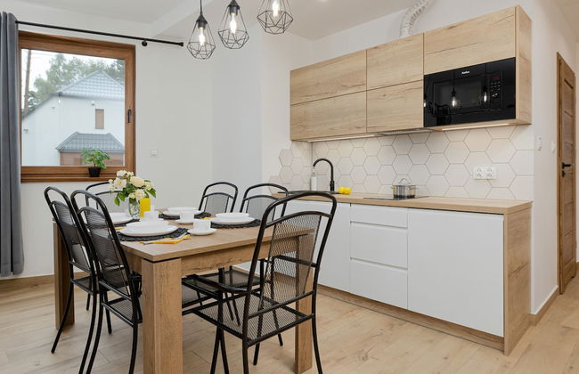 Zielona 11 Apartments by Renters - Photo 35