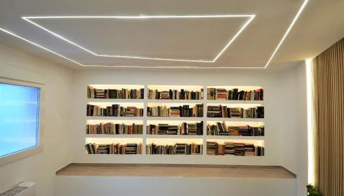 BIBLIOTECA DE LUJO EN EL CENTRO HISTORICO DE MÁLAGa - Photo 2