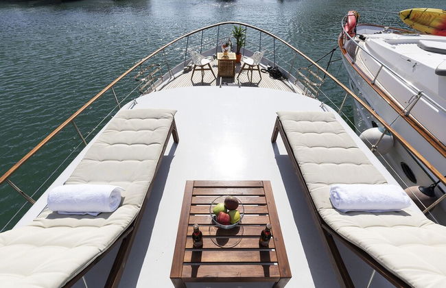 Luxury Boat in Port Forum - Photo 36