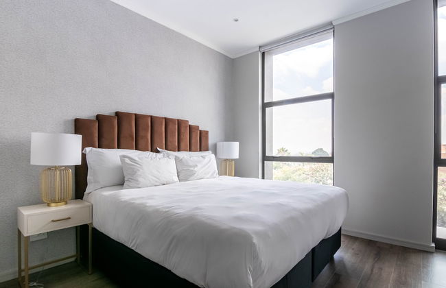 Sandton Smart Apartment Fifteen - Photo 4