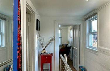 Unique Artsy 2 Bdrm Apt 1.5 mi from Downtown - Foto 31