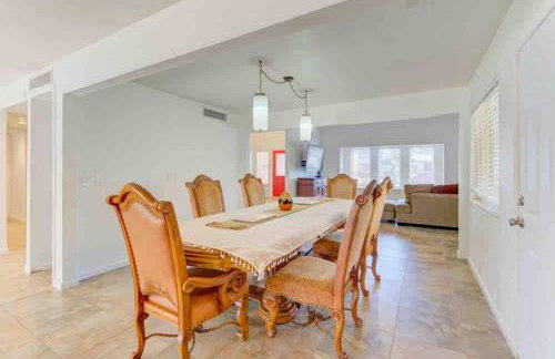 Arcade game room, 2 king beds, ev chargers - Foto 16