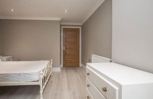 Riverside Central Kingston Flat 1B - Foto 9