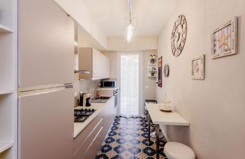 Villa Liliana - Sirena - Trilocale Elegante con Balcone Vista Mare - Accesso Diretto alla Spiaggia - Foto 17