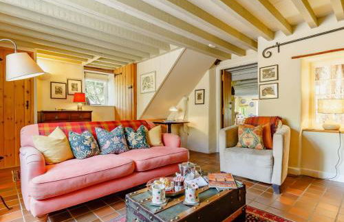 3 Bed in Beaminster 50738 - Photo 2