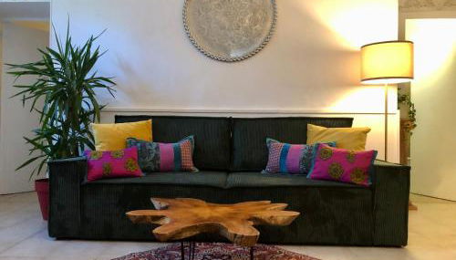 Ulysse, Appartement Spacieux au Centre Historique d'Uzès en rez-de-chaussée avec extérieur, proche parking des Marroniers - Foto 5