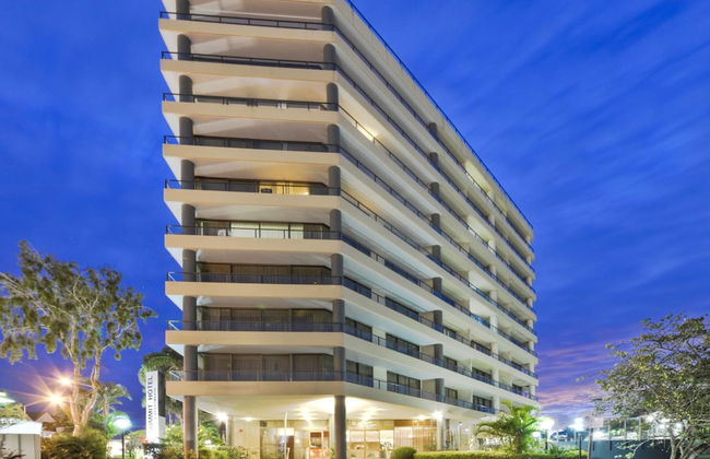 The Summit Apartments - Photo 1