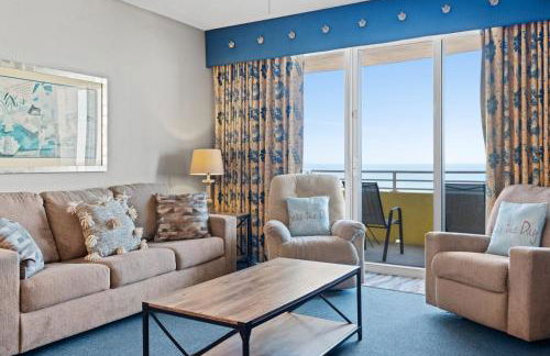 Seaside Splendor! 1BR Oasis with Private Oceanfront Balcony at Wyndham Oceanwalk - Foto 4