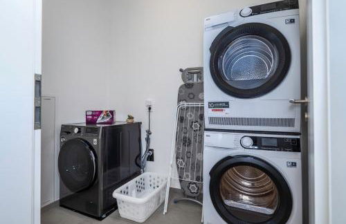 DND Design Loft I 170qm I Parken I Balkon I Workstation I Netflix I Kaffee I Waschmaschine I Trockner I Xbox I Ausblick - Foto 24