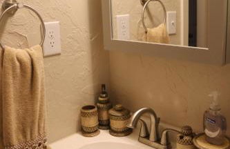 Charming 2 bedroom Retreat minutes from Downtown - Foto 17